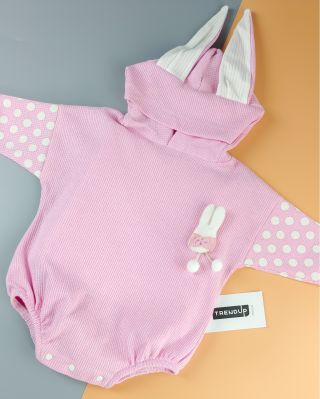 Je vyrobeno z kvalitního materiálu, ve kterém se vaše děťátko bude cítit příjemně 🐰 . www.trendup.cz . .